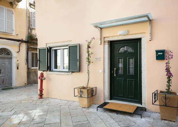 Alma Libre Studios / Campiello / Corfu Old Town